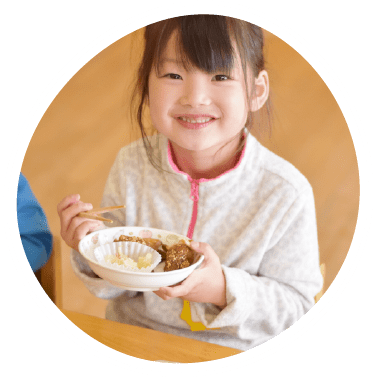 安定した環境の中で健康、安全など 生活に必要な習慣や態度を身につけます